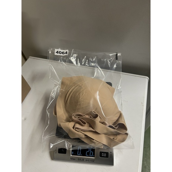 Skims Naked Scoop Bra Wireless Padded Clay Beige‎ Tan Size Medium M DD - Picture 6 of 6